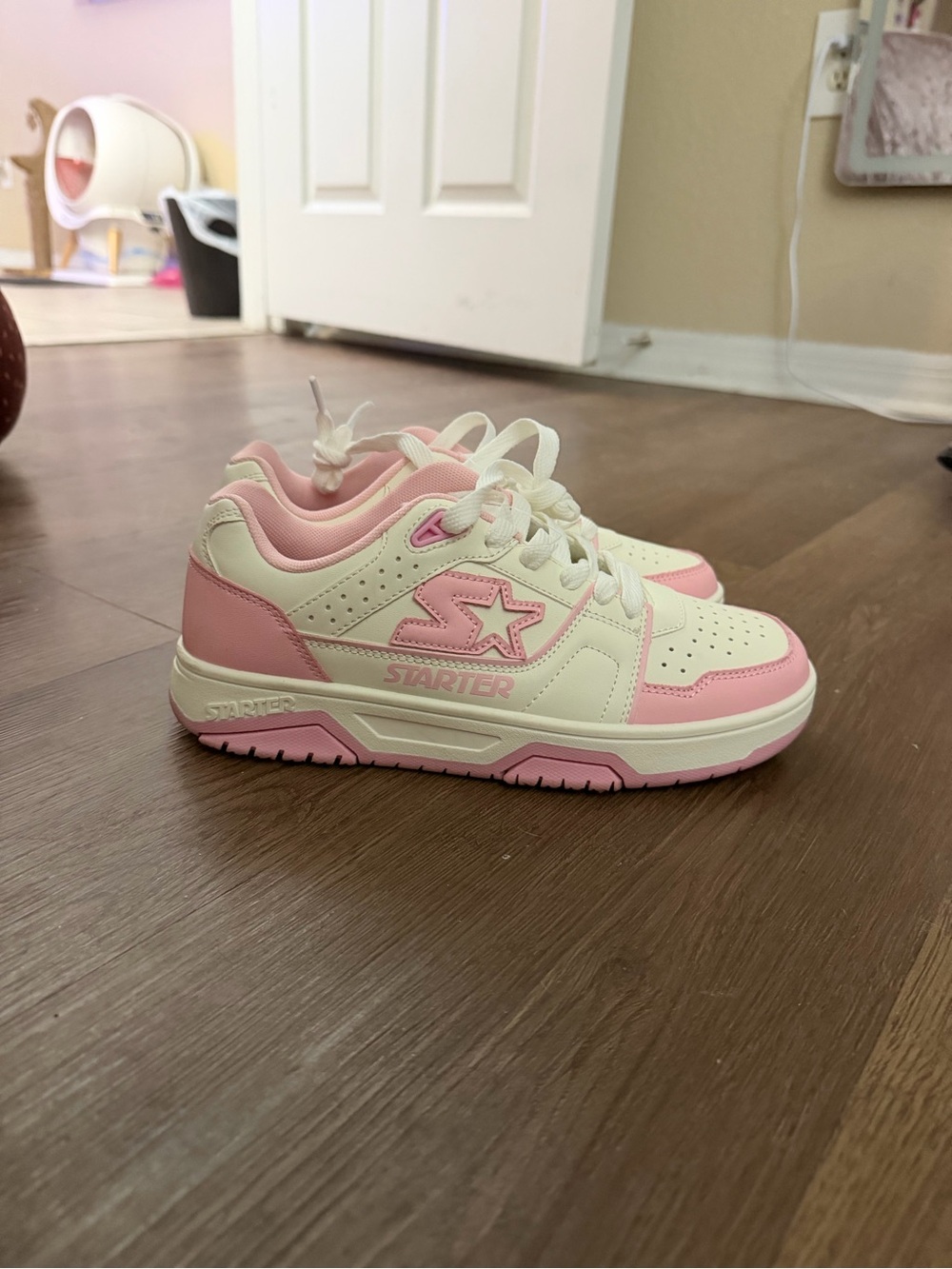STARTER White and Pink Women's Low-Top Sneakers